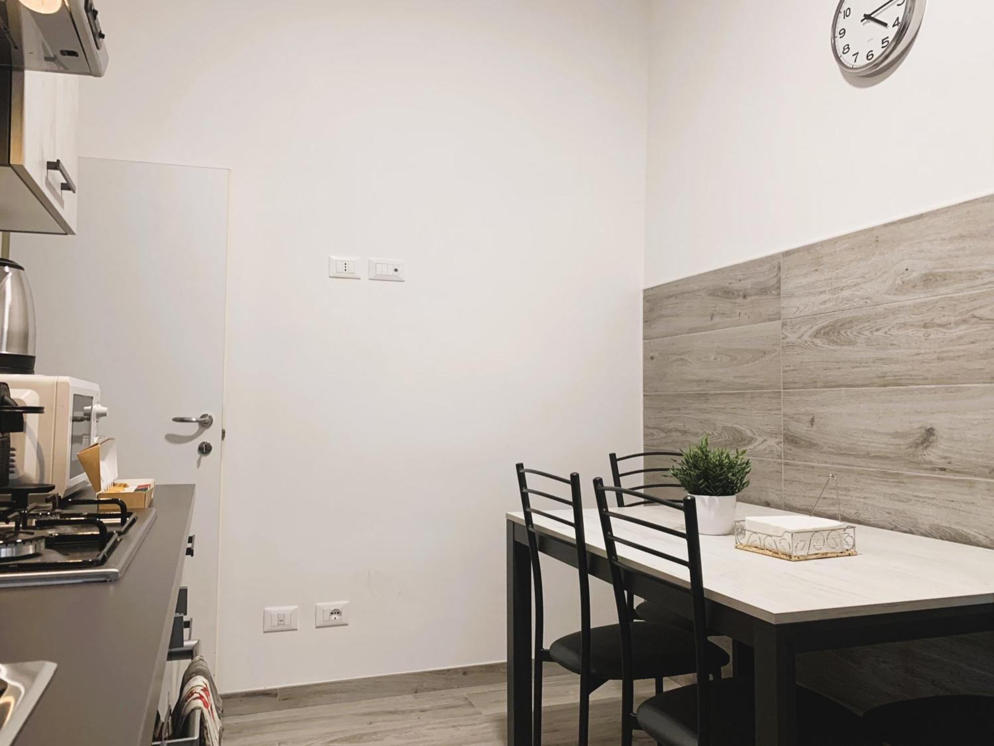 Station House Apartment Lido di Ostia Bagian luar foto
